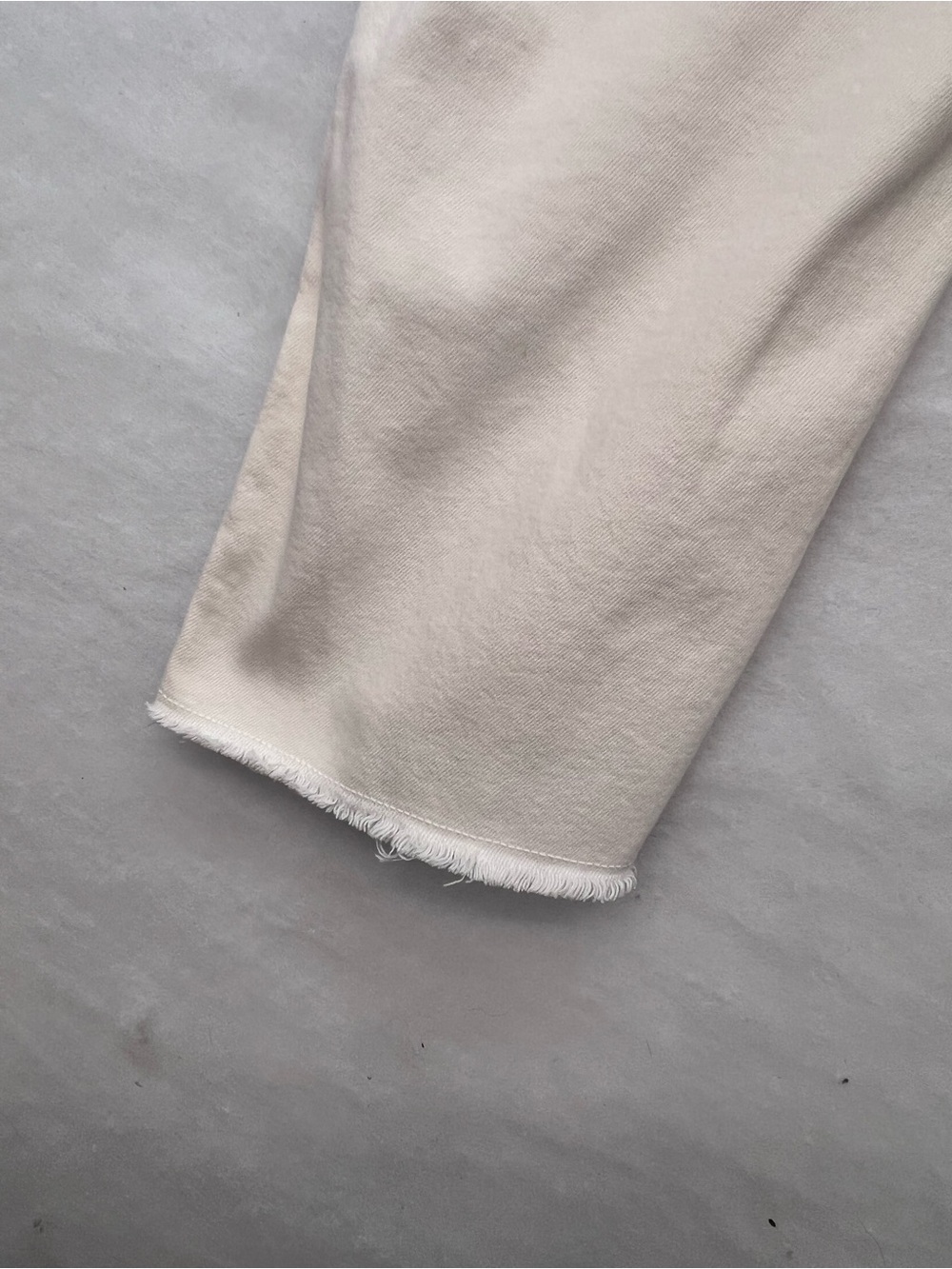 AMO Easy Army Trousers In
Bone Color Straight Leg Raw Hem Women’s 28 - Picture 11 of 13